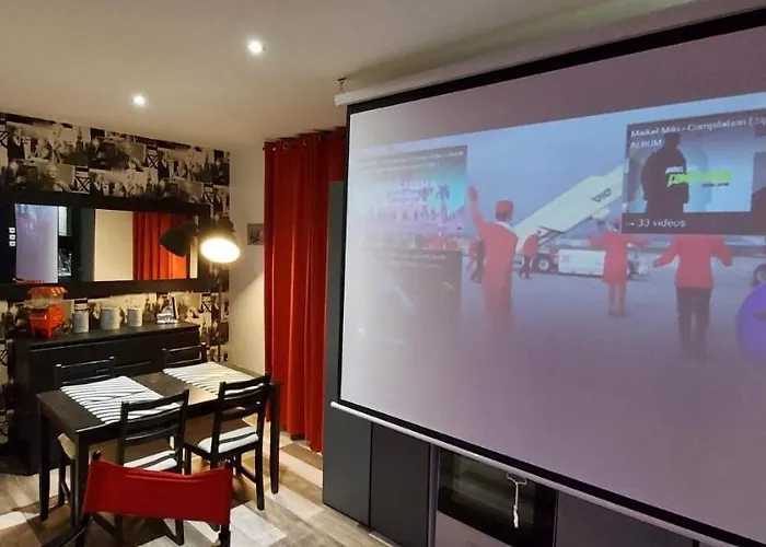 Vakantiehuis Cinema Video-projecteur Et Garage