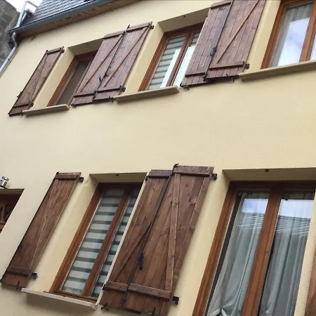 Cinéma Vidéo-projecteur Et Garage Hébergement de vacances Honfleur